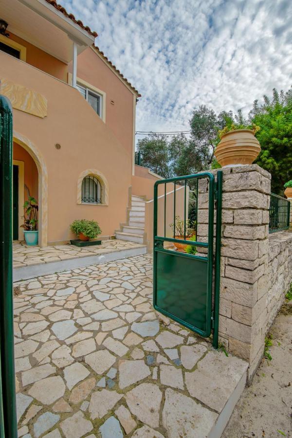 Villa Yiotta Kalodhikatika Kültér fotó